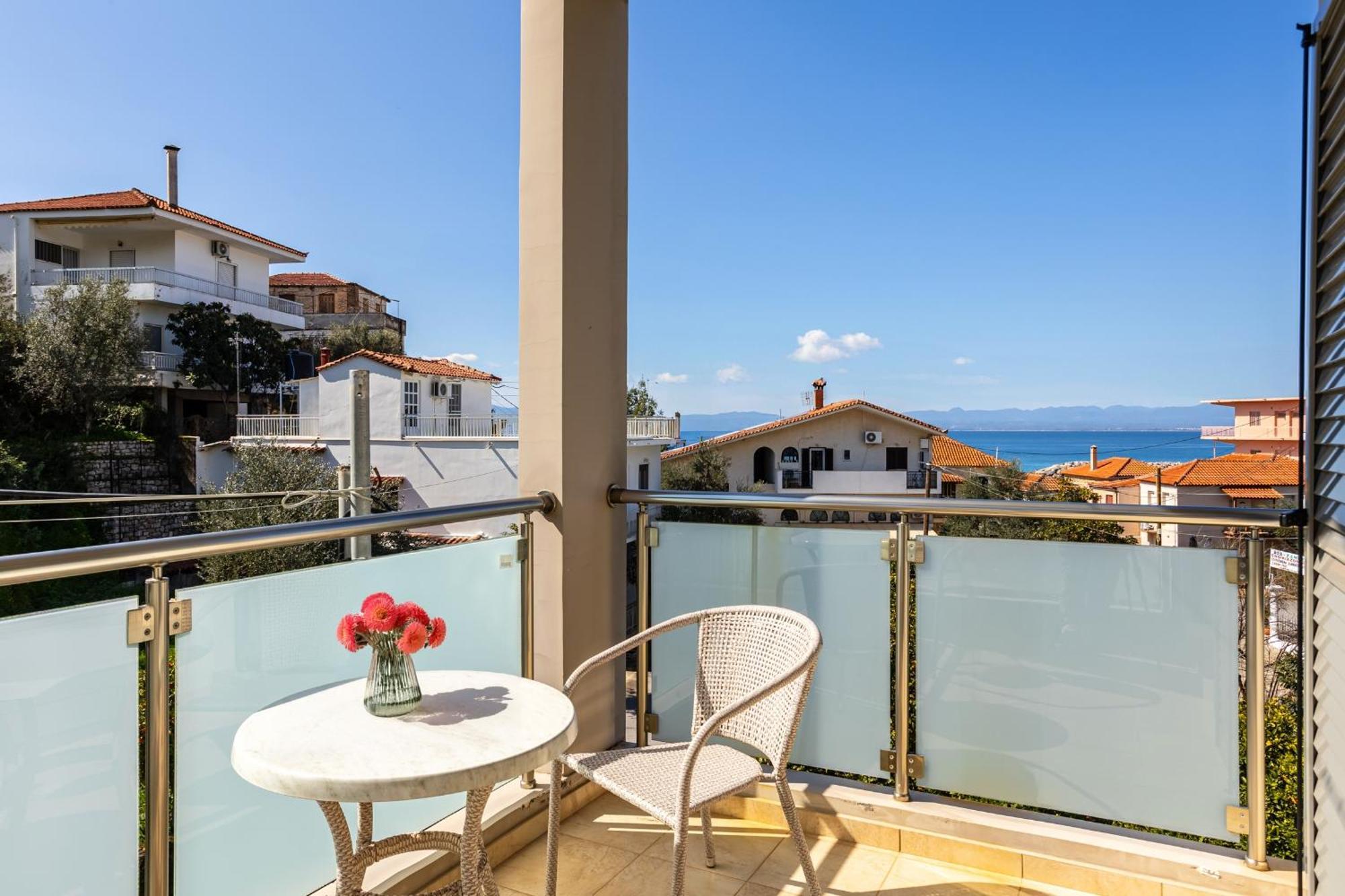 Avia Blue Maisonettes - Messinia Gulf Retreat Bagian luar foto