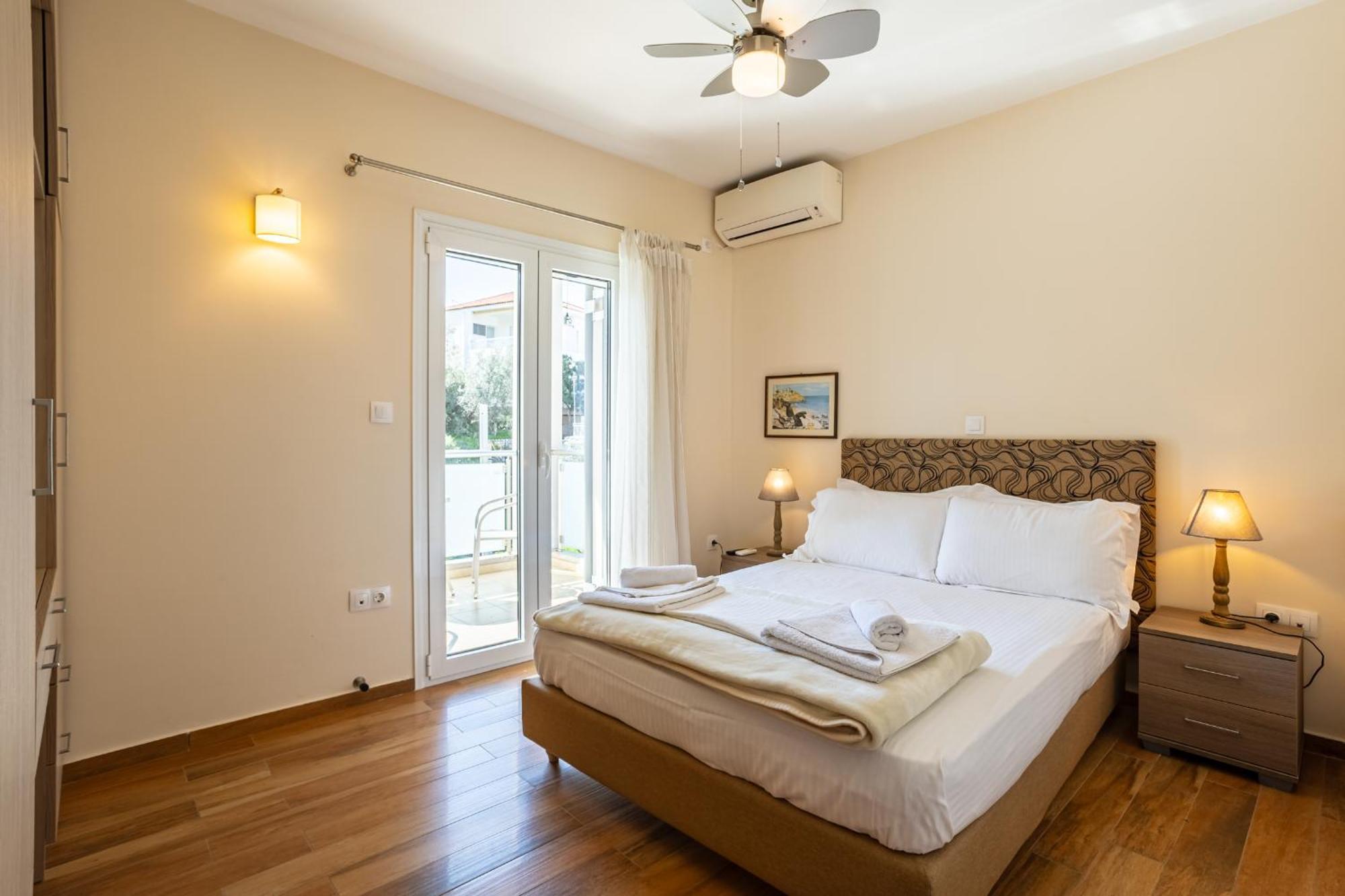 Avia Blue Maisonettes - Messinia Gulf Retreat Bagian luar foto