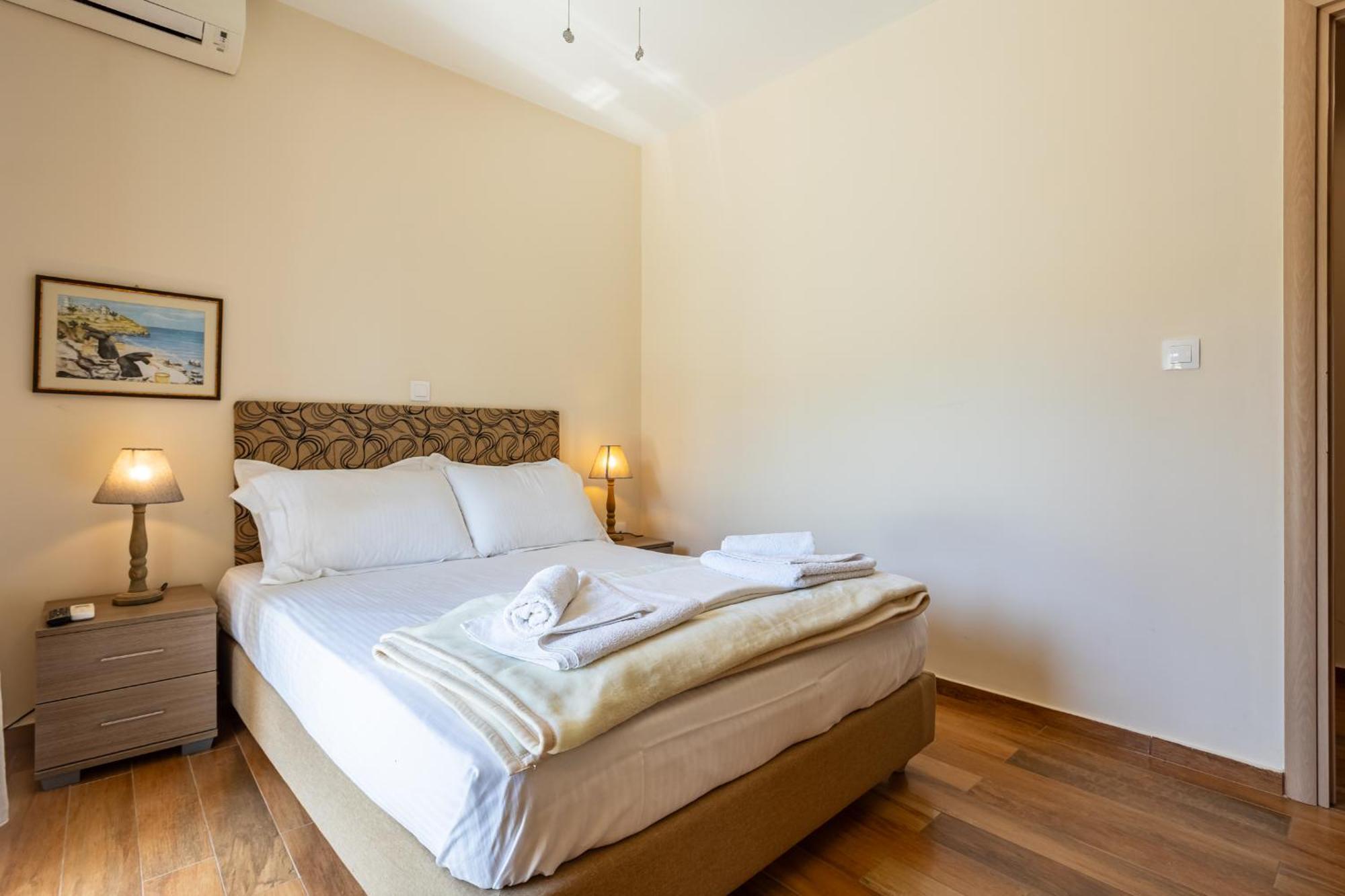 Avia Blue Maisonettes - Messinia Gulf Retreat Bagian luar foto